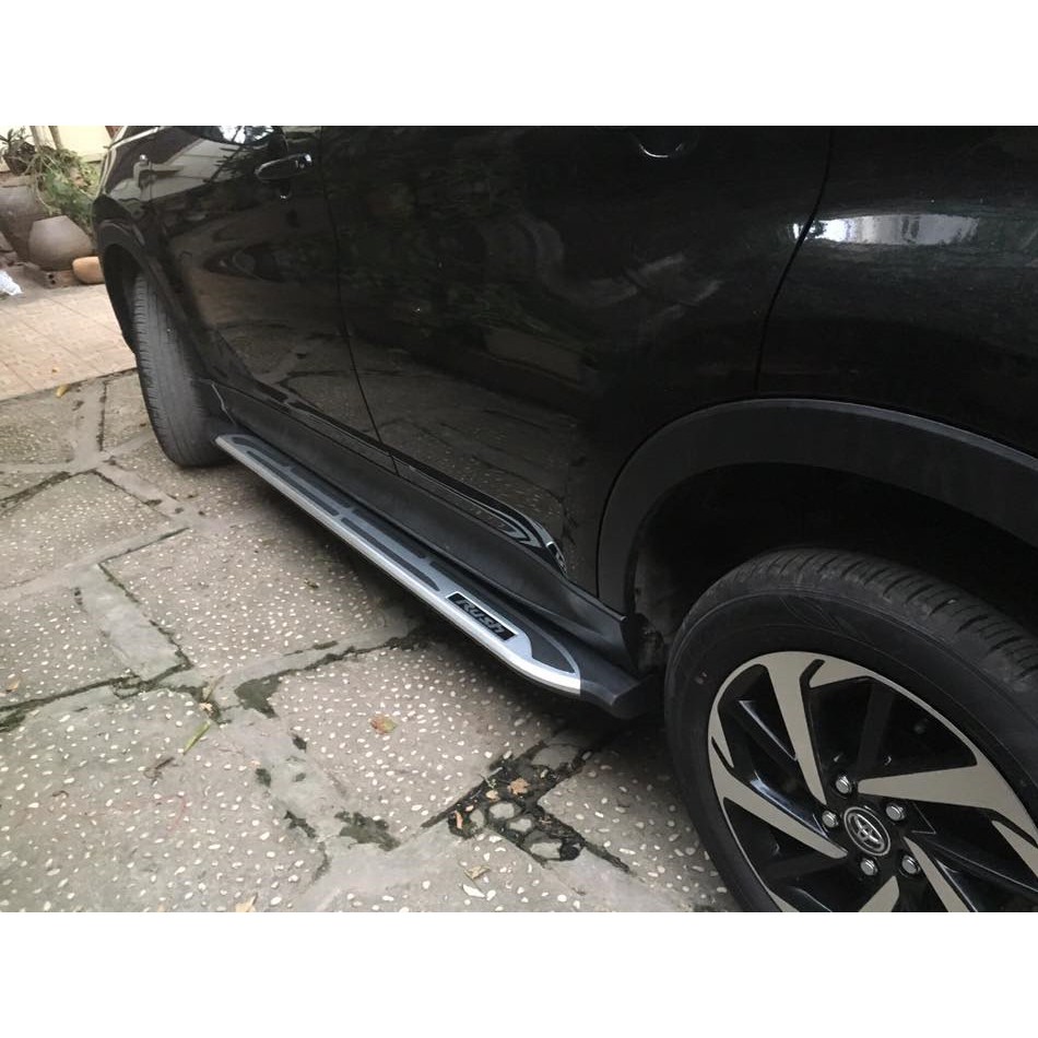 Bậc lên xuống theo xe Rush mẫu Mobis