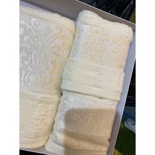 Hộp 3 khăn Mollis cao cấp