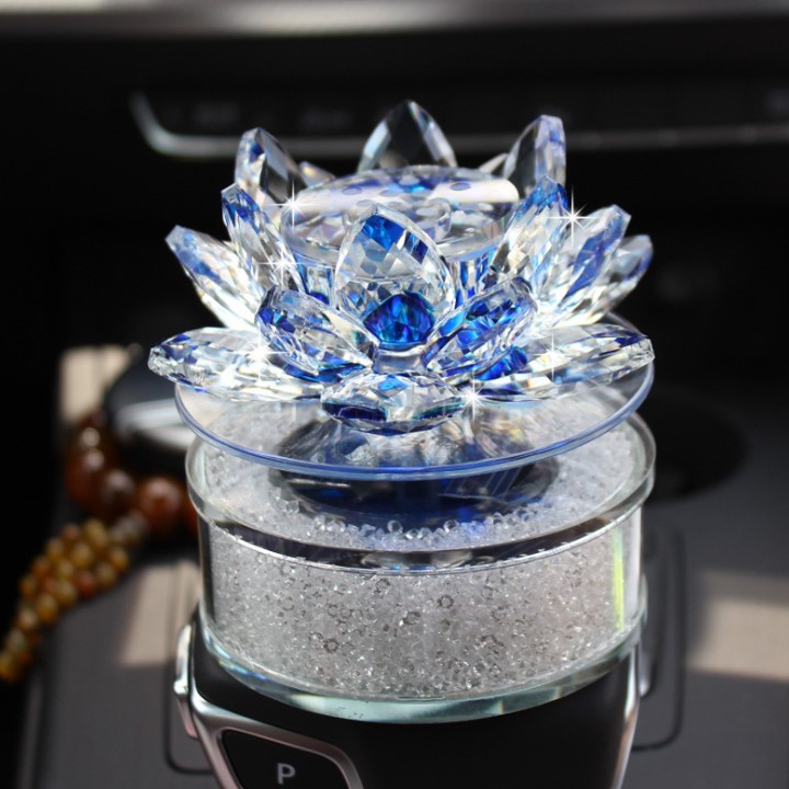 TINH DẦU NƯỚC HOA HÌNH ĐÀI SEN TRANG TRÍ TAPLO XE Ô TÔ