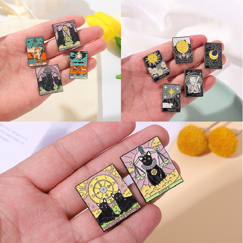 Ghim Cài Áo Hình Lá Bài Tarot Độc Đáo