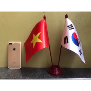 Cờ để bàn đế gỗ việt nam - nhật bản