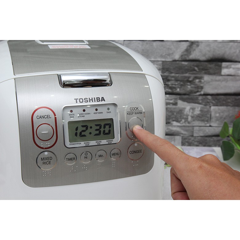NỒI CƠM ĐIỆN TỬ TOSHIBA RC-18NMF 1.8L - HÀNG MỚI | BigBuy360 - bigbuy360.vn