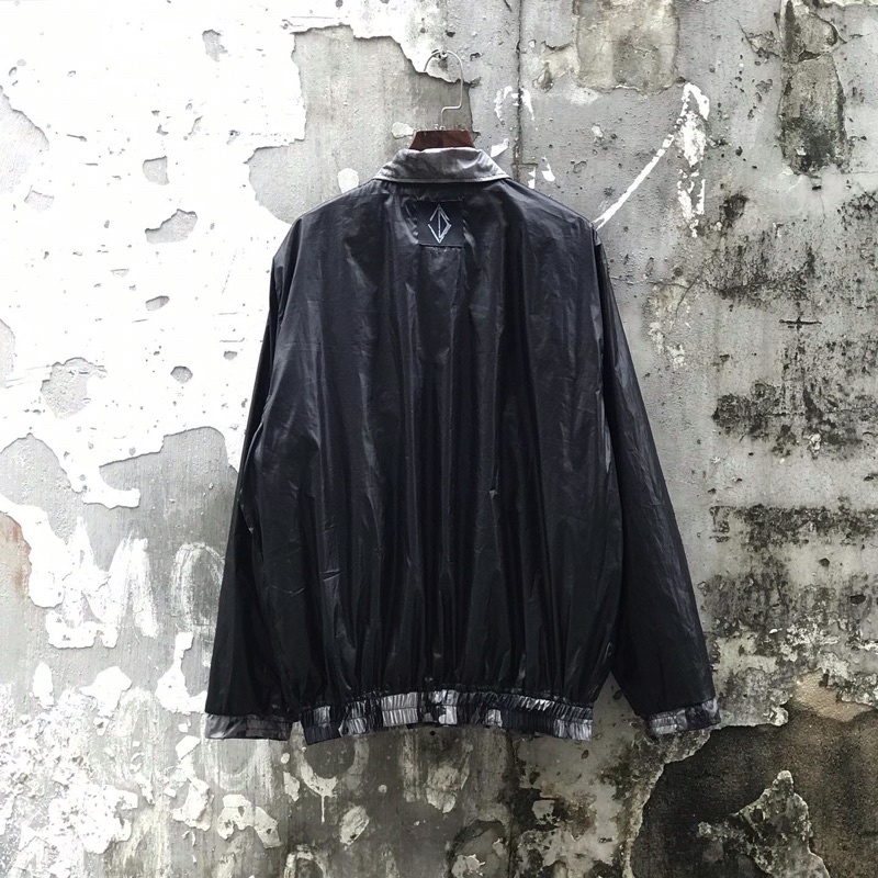 ÁO GIÓ “THIÊN THẦN NGÃ NGỬA”