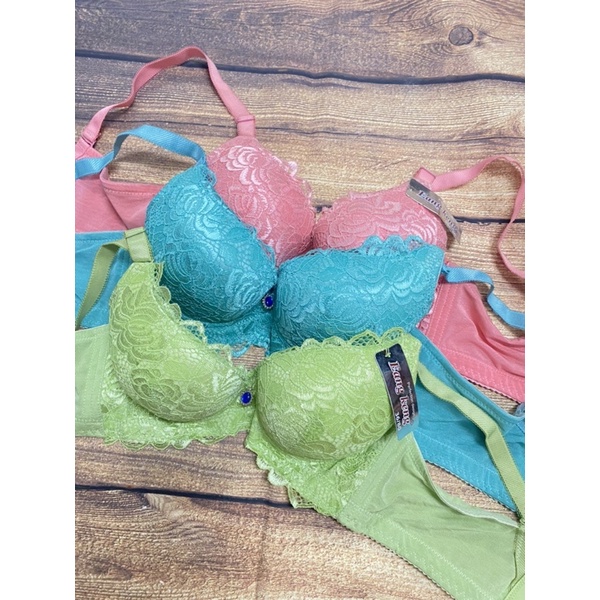 ÁO NGỰC THÁI SIÊU NÂNG QUẢ TO TRÒN BẢN LƯNG TO