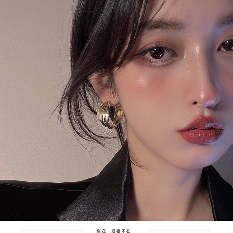 Bông Tai Dạng Vòng Lớn Bằng Kim Loại Cao Cấp Thời Trang