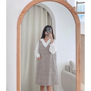 váy suông kẻ cổ trắng