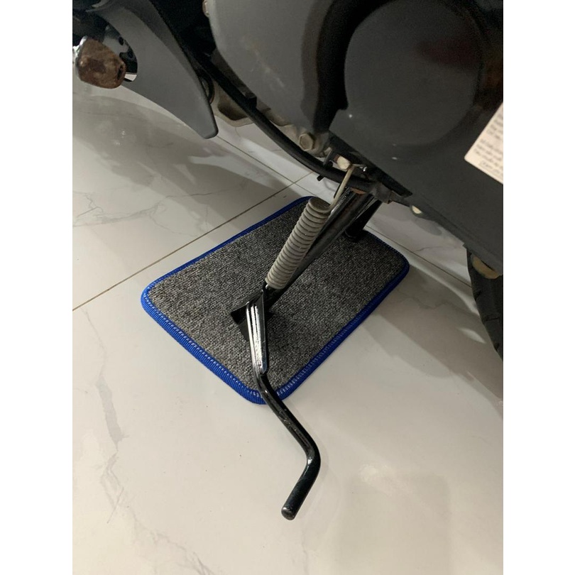 Thảm Chống Xe Máy