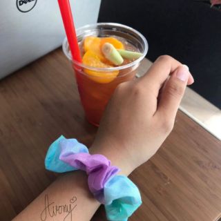 Cột tóc Scrunchie - Cột màu cầu vòng- vải loang