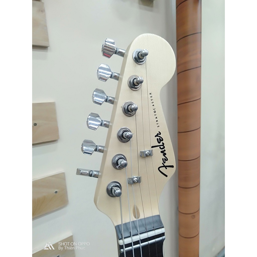 Guitar điện Cổ Fender