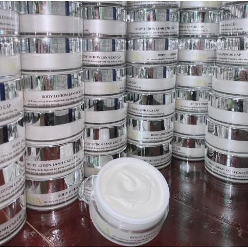 Kem dưỡng trắng da Body Lotion kem body siêu trắng BBA siêu mềm mịn dưỡng thể trắng da toàn thân-BBALT