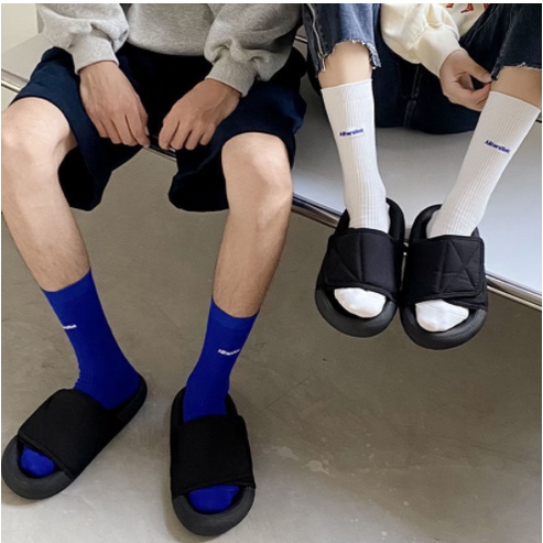 Đôi Vớ Cotton Màu Trơn Thêu Chữ Phong Cách Hàn Quốc