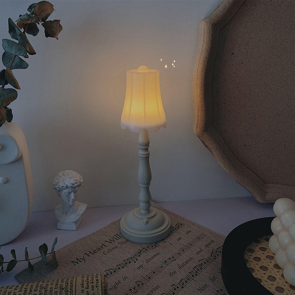 Đèn Ngủ Để Bàn Màu Trắng Ấm Phong Cách Vintage