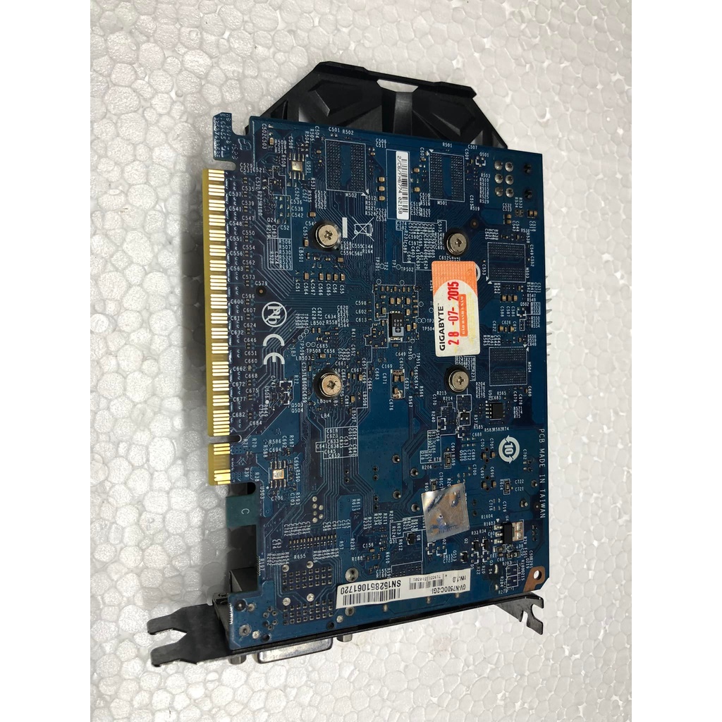 Card màn hình VGA GIGA 750 N75TOC 2G DDR5