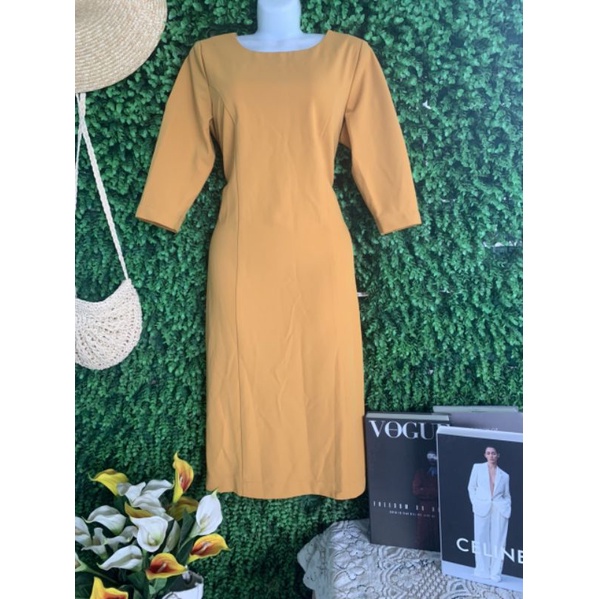 Thanh lý đầm body vàng dưới 55kg đẹp dễ thương