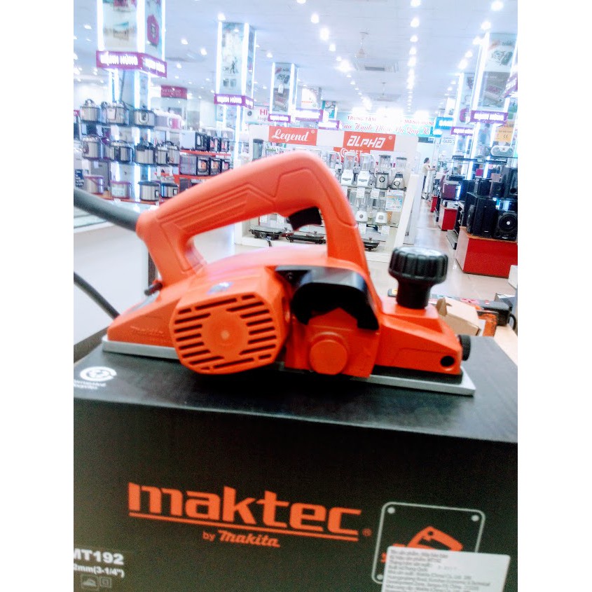 MÁY BÀO GỖ MAKTEC MT192 82MM