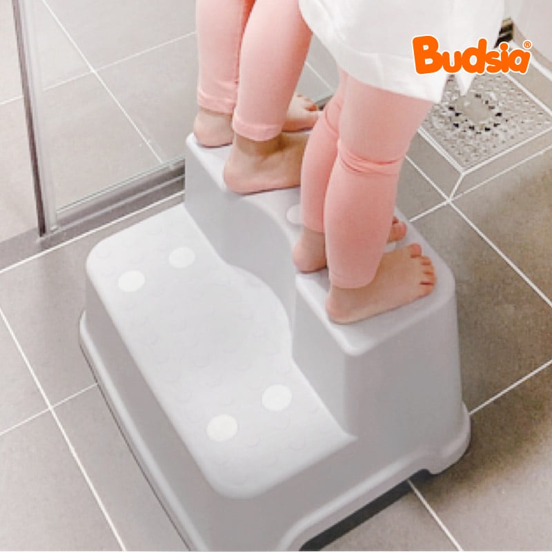 Cầu thang chống trượt cho bé an toàn sử dụng trong phòng tắm nhập khẩu thương hiệu Budsia Hàn Quốc