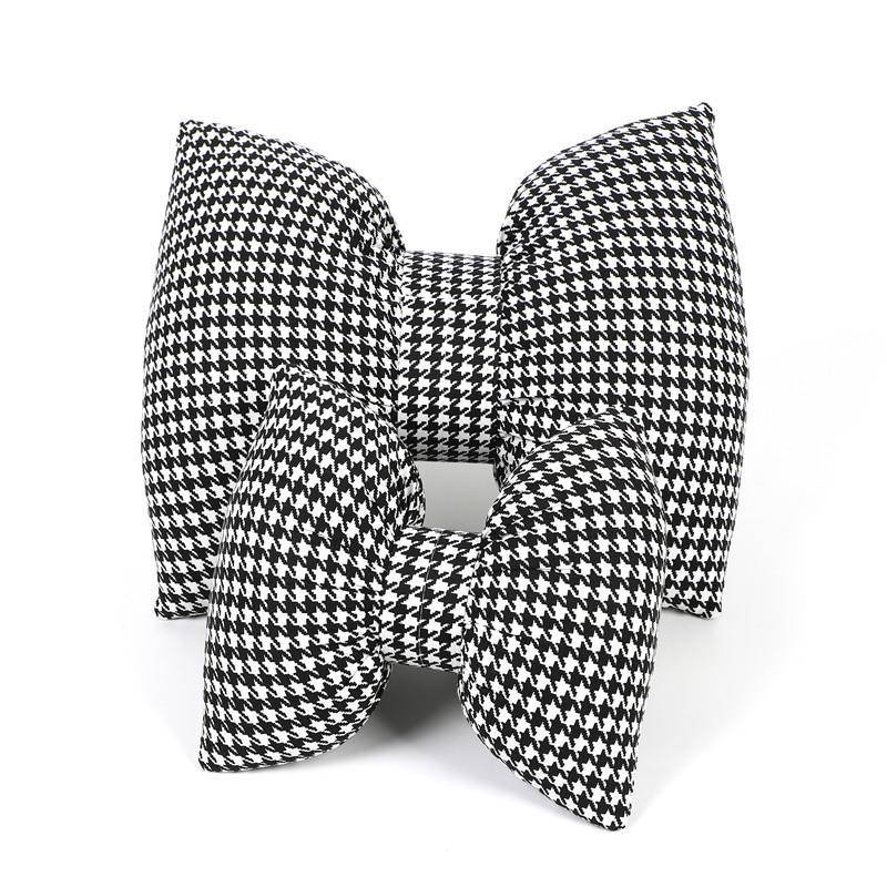 Gối Tựa Đầu Hoạ Tiết Kẻ Sọc Thời Trang Dùng Trên Xe Hơi