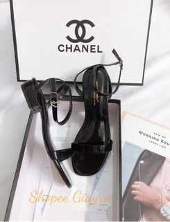 Sandal quai mảnh da bóng 2p