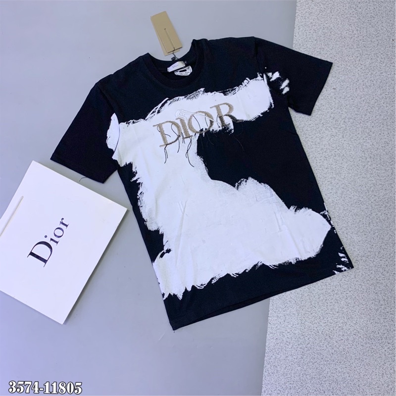ÁO PHÔNG NAM LOANG HOẠ TIẾT CHỮ DIOR THÊU 3574 | BigBuy360 - bigbuy360.vn