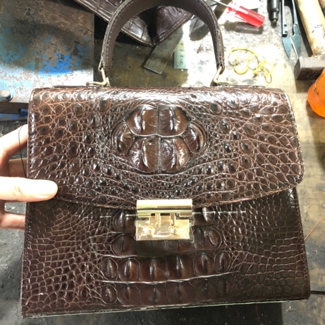 👜 Túi xách nữ da cá sấu cao cấp chính hiệu, 2 mặt, liền lạc từ gù đầu đến gai lưng. KHÔNG bán hàng dập vân cá sấu.