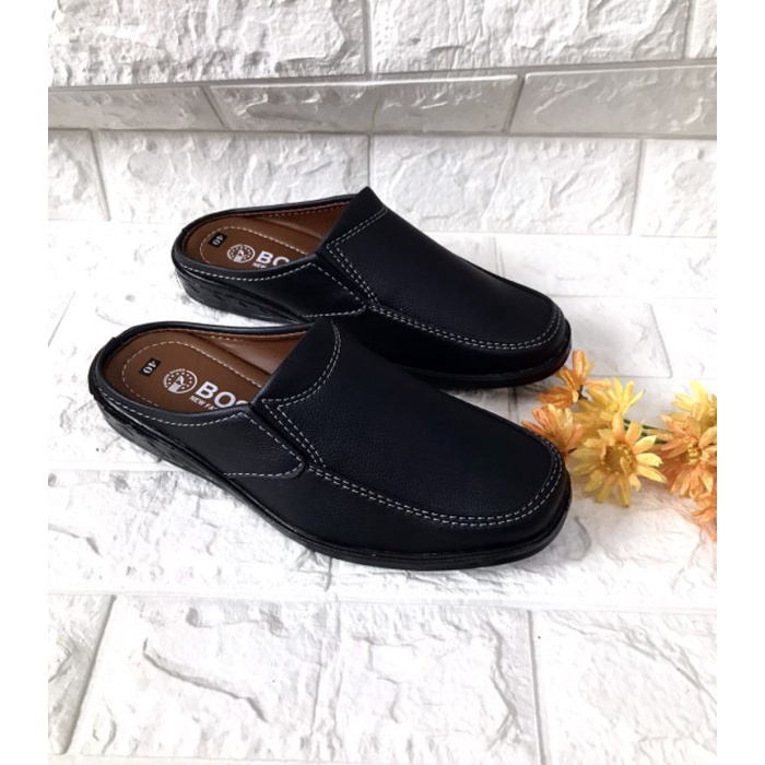 Dép sục nam phom đẹp, da mềm, mã SP13, size từ 38 -43, màu đen, đế khâu sẳn rất chắc chắn