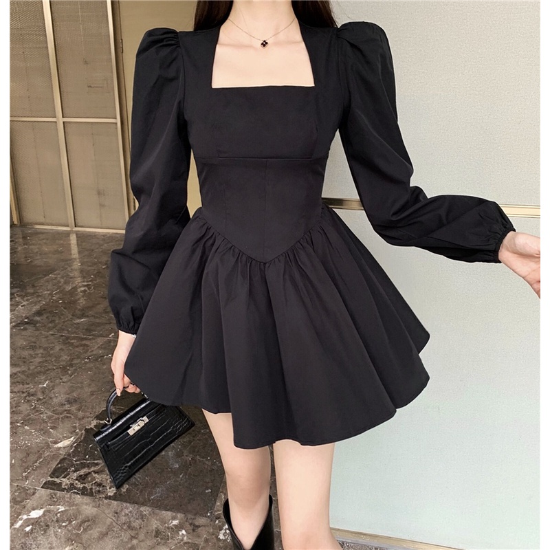 Đầm tay phồng cổ vuông form ôm thời trang