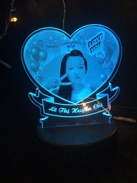 Đèn ngủ led 3d khắc hình ảnh chân dung theo yêu cầu DLT0001