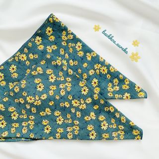 Cột tóc Triangle Turban hoa/ Bandana