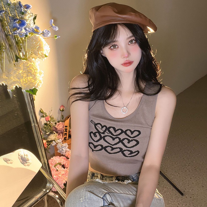 Áo Croptop Sát Nách Cổ Tròn Hoạ Tiết Trái Tim Thiết Kế Ngọt Ngào Cho Phái Nữ