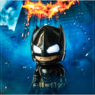 Mô hình Batman Armor có đèn LED