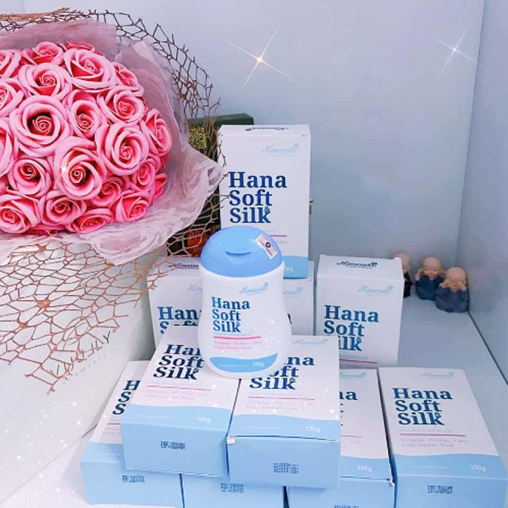 Dung Dịch Vệ Sinh Phụ Nữ Hana Soft Silk Hanayuki 150gr Hương Thơm Nhẹ Nhàng