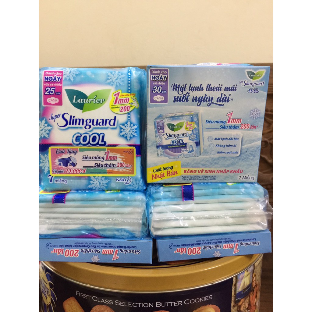 BĂNG VỆ SINH LAURIER SUPPER SLIMGUARD COOL 7 MIẾNG 25cm CÓ QUÀ TẶNG