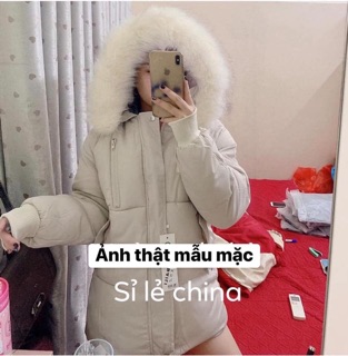 Áo phao dáng dài cổ lông