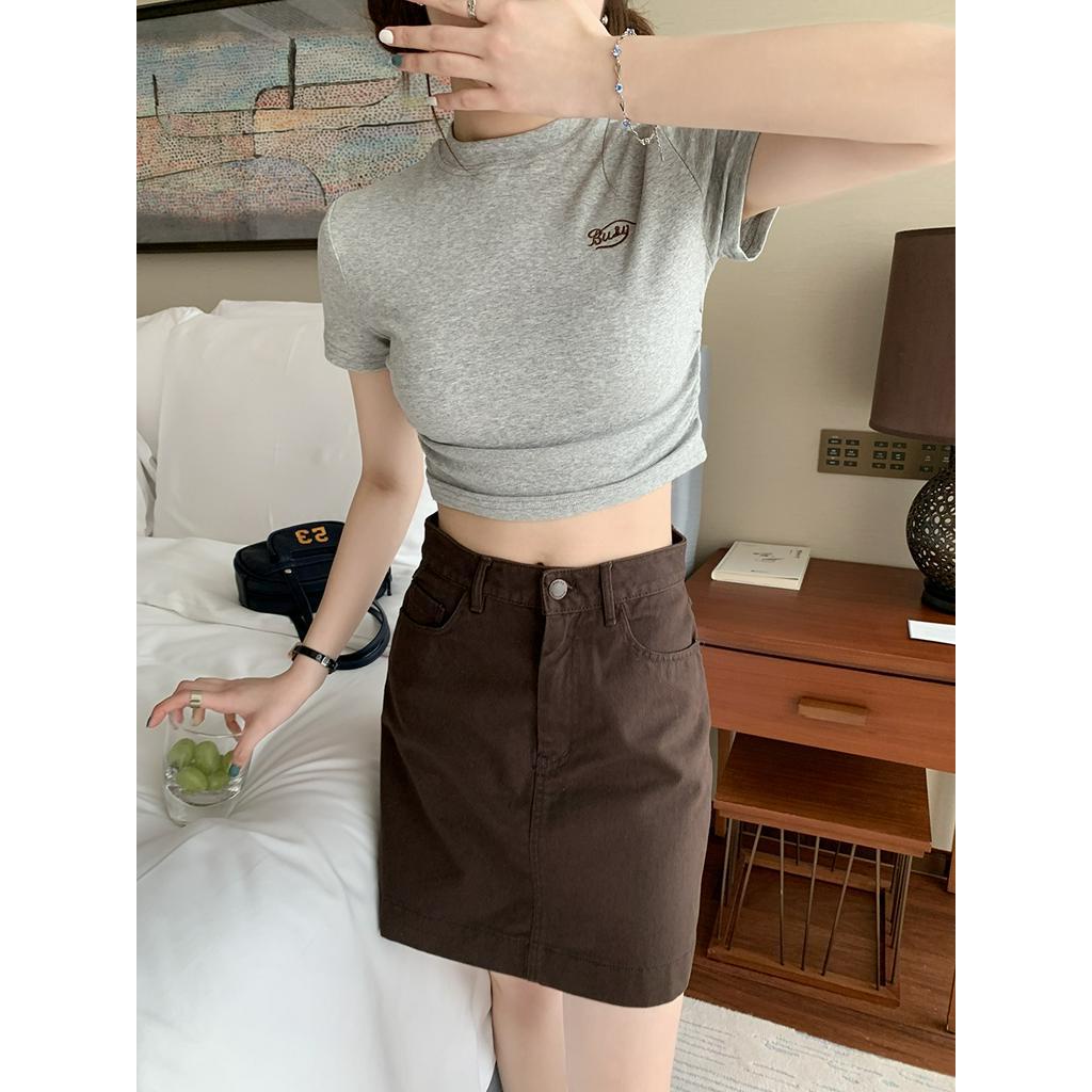 Áo Thun Dáng Ôm Ngắn Tay Thêu Hình Phong Cách Cổ Điển 62627