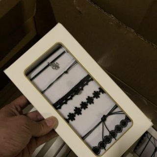 Bộ sưu tập vòng Chocker