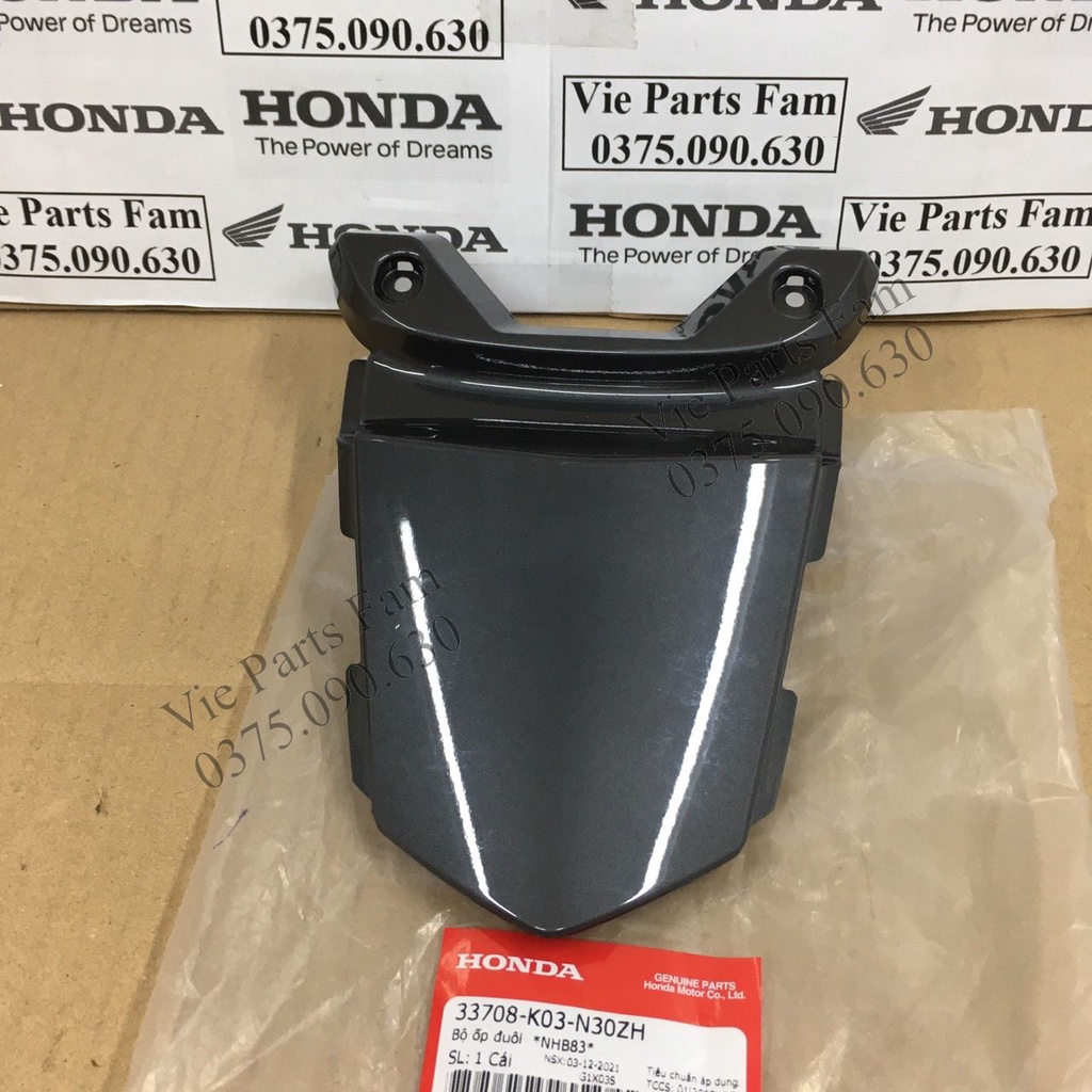 Ốp đuôi sau, mu rùa, ốp trên đèn hậu Wave RSX Fi 2014-2023 , din Honda 100%