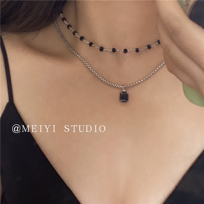 Vòng cổ Hai Lớp Thiết Kế Cá Tính Cao Cấp Màu Đen