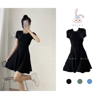 Đầm Váy ôm body, khoét eo, hở lưng dáng xòe