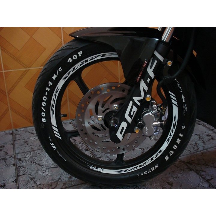 Bút vẽ lốp xe màu trắng