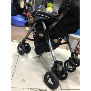 Xe Đẩy Combi