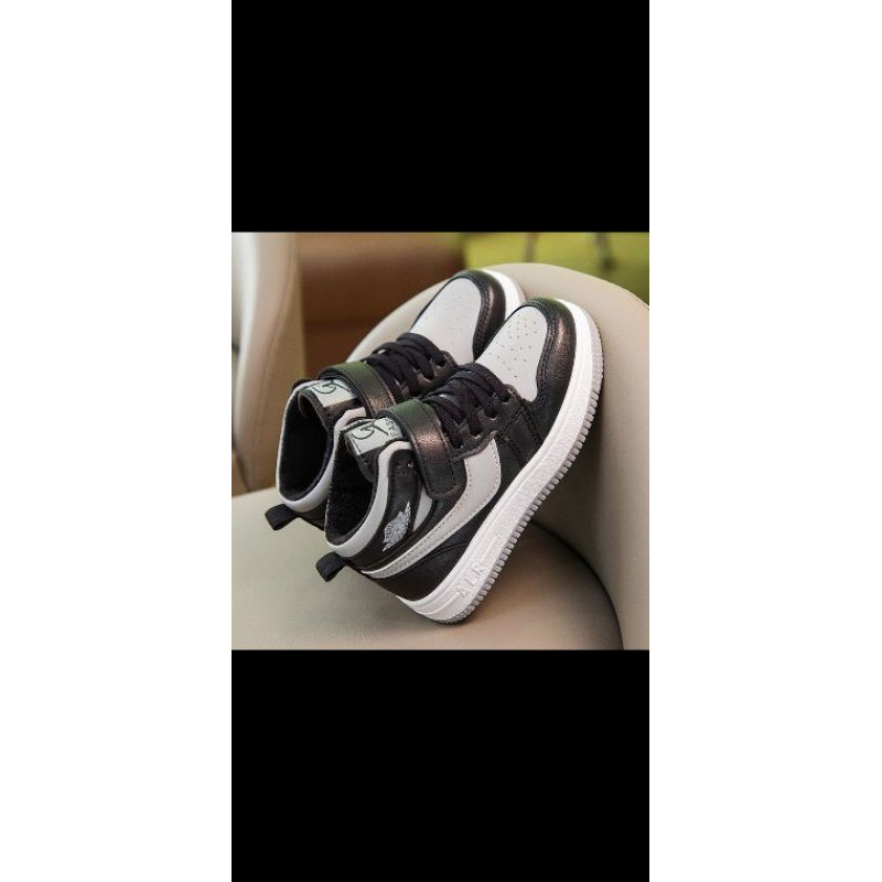 Giày Jorrdan bé trai/bé gái  cực ngầu, cực cá tính