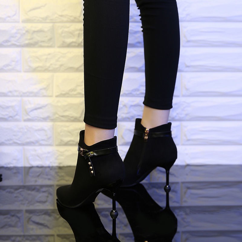 Bốt martin mũi nhọn gót cao thời trang thu xuân 2019 sành điệu cho nữ | BigBuy360 - bigbuy360.vn