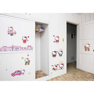 Decal dán tường Kitty thành phố