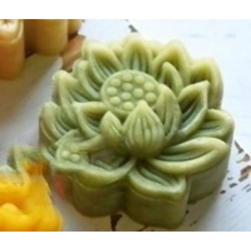 khuôn trung thu lò xo 1 mặt 1 nhấn HOA 50g ,75g