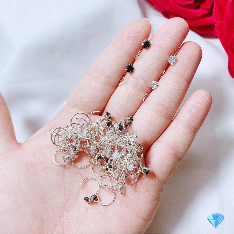 Bông tai móc đá cá tính nhỏ xinh bạc ta