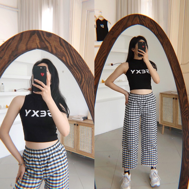 Áo ba lỗ chữ