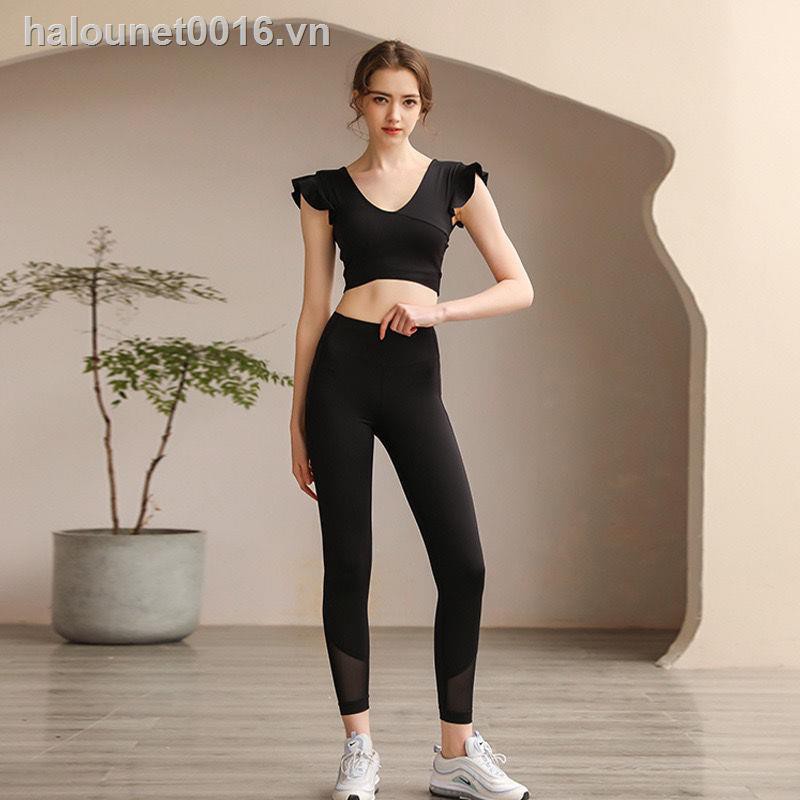 ✿Ready stock✿  2021 new ruffled yoga suit suit female summer sexy professional high-end top with chest pad, fashion fitness clothes