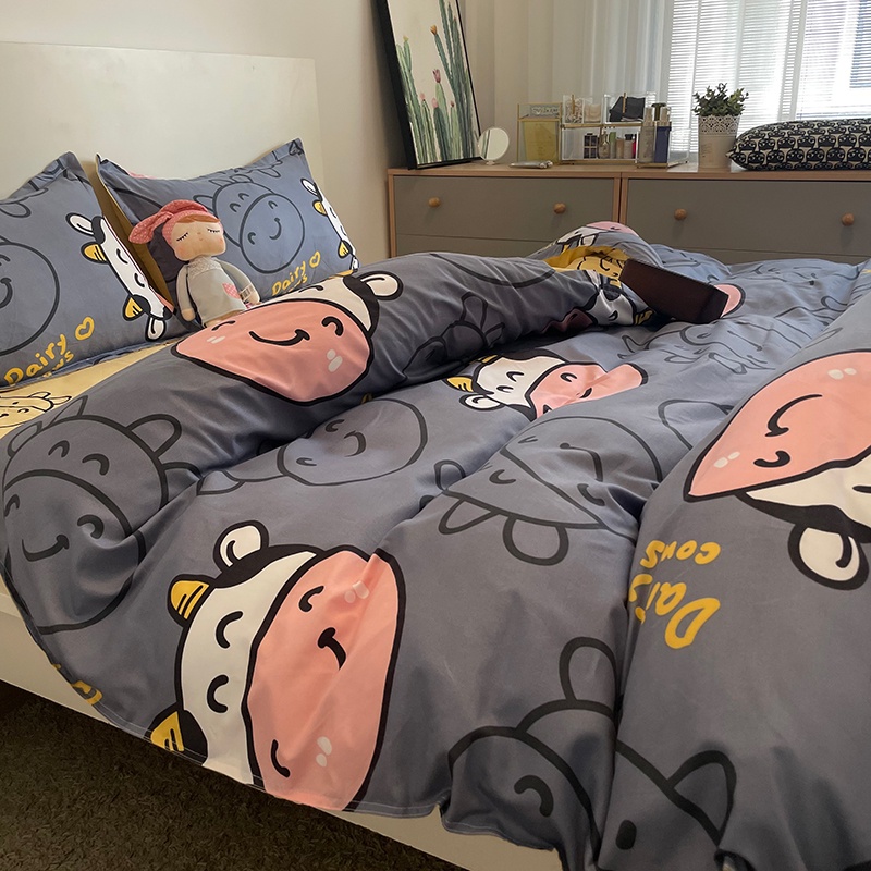 Bộ Ga Gối Poly Cotton Felicia Combo 5 Món Mẫu Bò Sữa Xám 1m2/m6/m8/2m2, 2 Gối + 1 Ga + 1 Vỏ Ôm + 1 Chăn