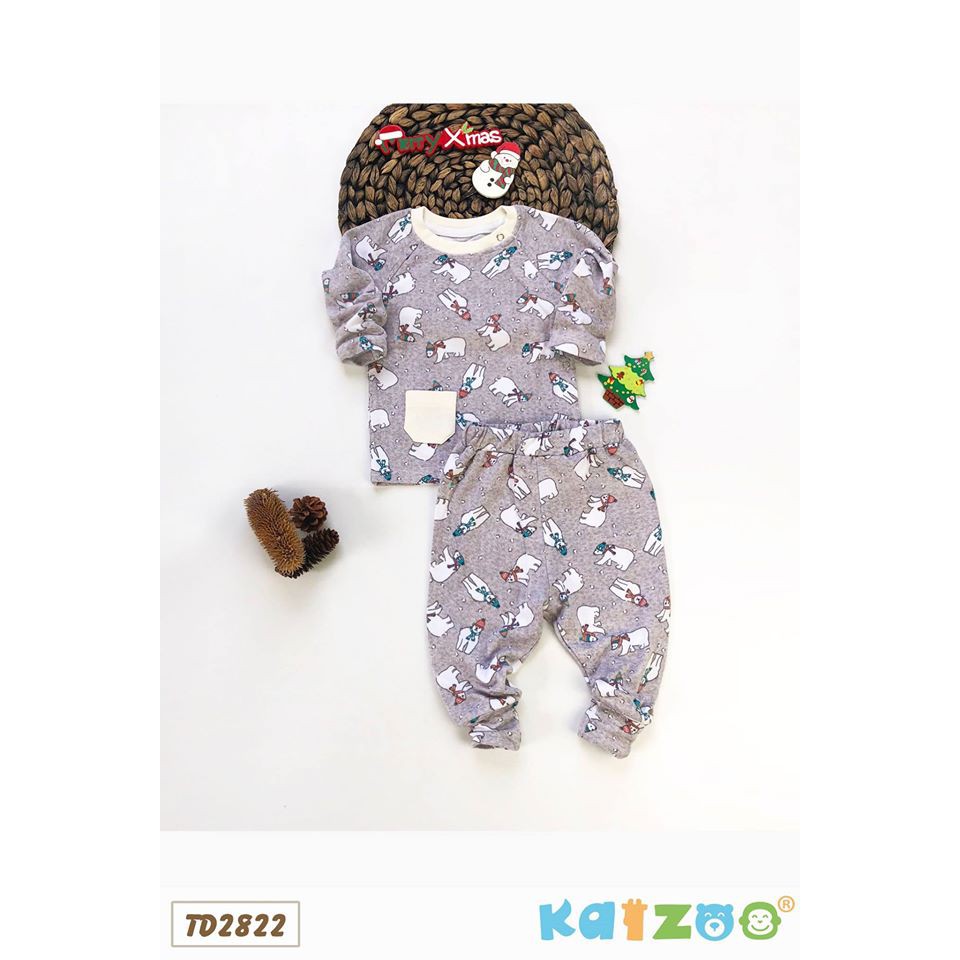 Bộ Kaizoo Tay Raglan Cài Bên Thun Cotton Hình Con Gấu Xám