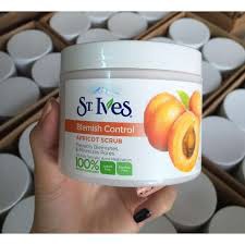 Kem tẩy tế bào chết St.Ives Fresh Skin Apricot Scrub 283g